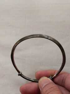 銀製 　金属工芸　ブレスレット　銀製腕輪　中国 足銀製銘　重さ約 30.5g 