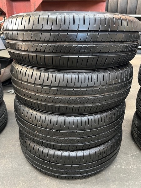 175/60R15 DUNLOP ENASAVE EC204　2022年製　4本　16,000円　京都から