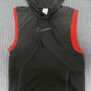 NIKE ナイキ　タンクトップ　ノースリーブ　パーカー