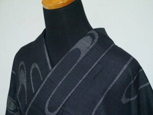 【KIRUKIRU】塩沢紬 着物 身丈163cm 正絹 黒地×グレー 壺垂れ模様 幾何学 和装 着付け 呉服