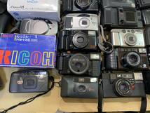 【39個】FUJIFILM/MINOLTA/RICOH/OLYMPUS/KONICA/他 大量 コンパクトカメラ 動作未確認 まとめて ジャンク セット まとめ (767)_画像4