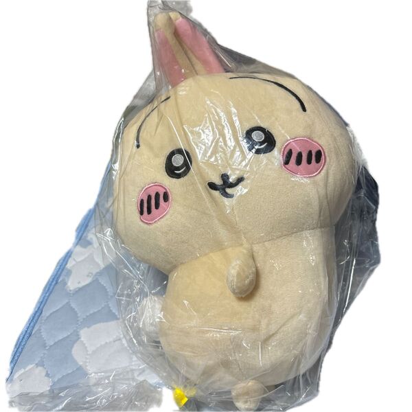 ちいかわ おしりふりふり BIG ぬいぐるみ うさぎ