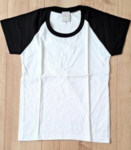 【新品未使用】綿100%シンプル無地Tシャツ　ホワイト　Sサイズ