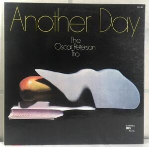 美盤 JPN LP / The Oscar Peterson Trio (オスカー・ピーターソン・トリオ) - Another Day / ジョージ・ムラーツ レイ・プライス / Jazz