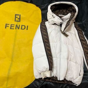 ダウンジャケット