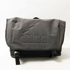 adidas アディダス メッセンジャーバッグ グレー 灰色 ブラック 黒 ナイロン メンズ 斜め掛け 収納多数 シンプル カジュアル bag 鞄