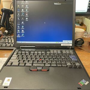 IBM ThinkPad R30 HDD, OSあり、AC アダプターあり