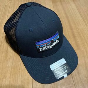 隊長様専用　新品　パタゴニア　キャップ　ロゴ　帽子 patagonia ネイビー