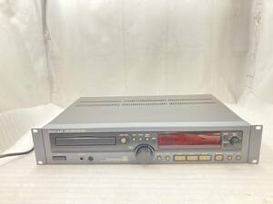 ●TASCAM　CDレコーダー　CD-RW2000　中古動作品