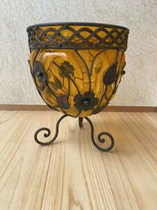  antique glass vase iron 
