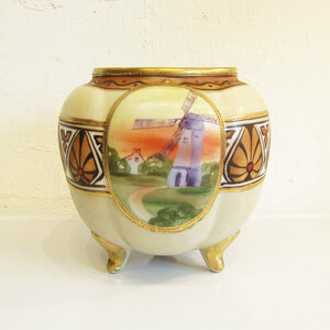 *Noritake Old Noritake a-ru deco / manner car / scenery / hand ../ vase / flower base / tripod / ceramics made / gold paint / gold .