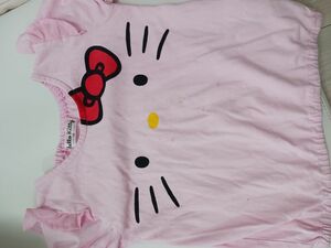 キティTシャツ