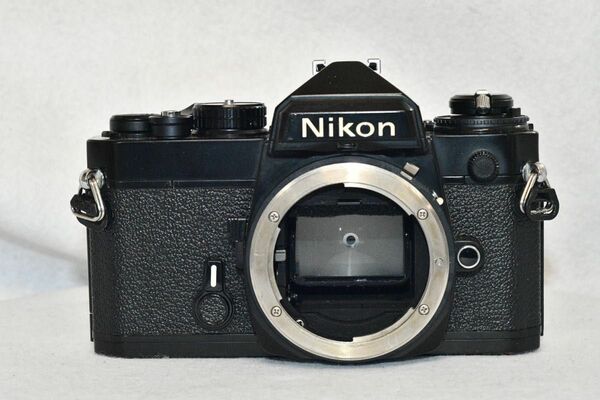 Nikon FE ボディ ブラック