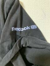 【Reebok】ブラック　Vネック　半袖Tシャツ_画像4