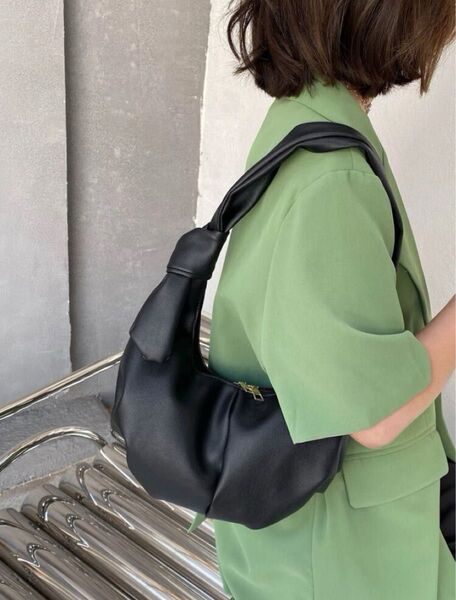 shein ショルダーバッグ ホーボバッグ