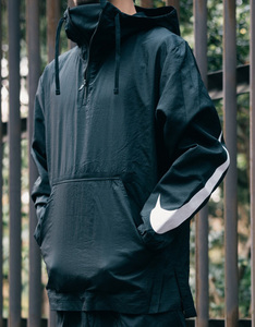 NIKE WOVEN PKBL HOOD JK ウーブン パーカー　ナイロンジャケット S 袖 ビックスウォッシュ ポケッタブル ブラック SU171003SV 833867-010