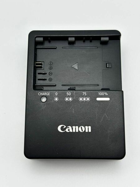 Canon 充電器　LC-E6