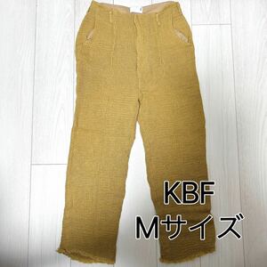 【KBF】ケービーエフ　アーバンリサーチ テーパードパンツ アンクル丈　黄色