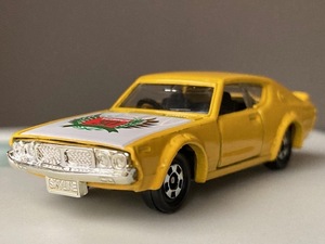 ＴＯＭＩＣＡ　トミカ　３０周年記念　日産　スカイライン　２０００ＧＴ　ケンメリ　１／６４