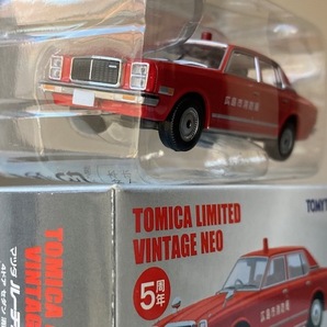 ＴＯＭＩＣＡ ＴＬＶ トミカリミテッドヴィンテージネオ ＬＶ－Ｎ２５ａ ルーチェ レガート ４ドア セダン 消防指令車 １／６４の画像2