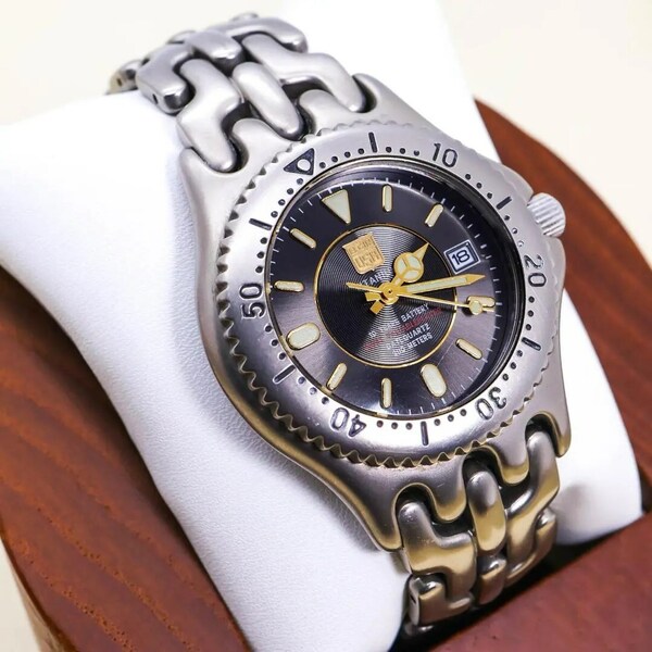 ◆希少 稼働 ELGIN 腕時計 ブラック チタニウム デイト メンズ w