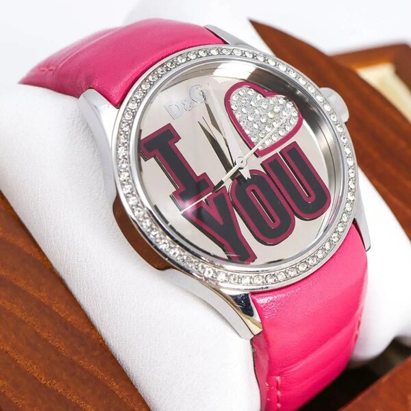 ◆稼働 ドルチェ＆ガッバーナ 腕時計 BeMine ラインストーン ピンク n