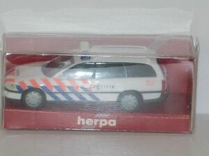 ◆1/87 herpa OPEL OMEGA CARAVAN