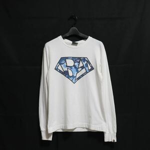 トレンド【a bathing ape / bape ア ベイシングエイプ】迷彩 ロゴ 長袖 カットソー Tシャツ