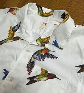 LEVI'S(リーバイス)　半袖　オープンカラーシャツ　鳥総柄　カジュアルシャツ