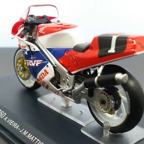 1/24 チャンピオンバイク #55 HONDA RVF750 A.VIEIRA-J.M.MATTIOLI-S.MERTENS (1990) 耐久レース仕様 ホンダ 開封済 送料410円の画像4