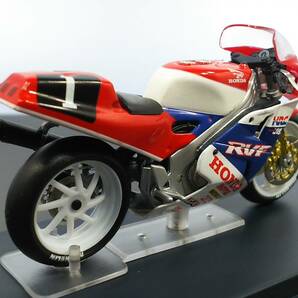 1/24 チャンピオンバイク #55 HONDA RVF750 A.VIEIRA-J.M.MATTIOLI-S.MERTENS (1990) 耐久レース仕様 ホンダ 開封済 送料410円の画像5