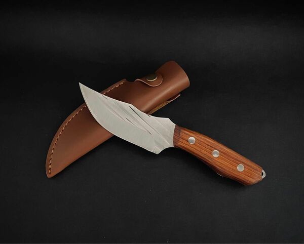 ナイフ　#035　シースナイフ　アウトドア　ブッシュクラフト　縦槌目