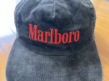 激レア！90's VINTAGE MARLBO CAP マルボロ　キャップ　アメリカ製　MADE IN USA ヴィンテージ タバコ　コーデュロイ　ブラック　_画像2