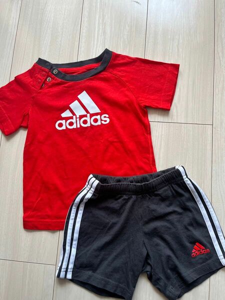 adidas アディダス　ベビー　80 Tシャツ　ハーフパンツ　セット