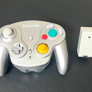 ゲームキューブ ウェーブバード コントローラー ワイヤレスコントローラ シルバー レシーバー Nintendo GAMECUBE