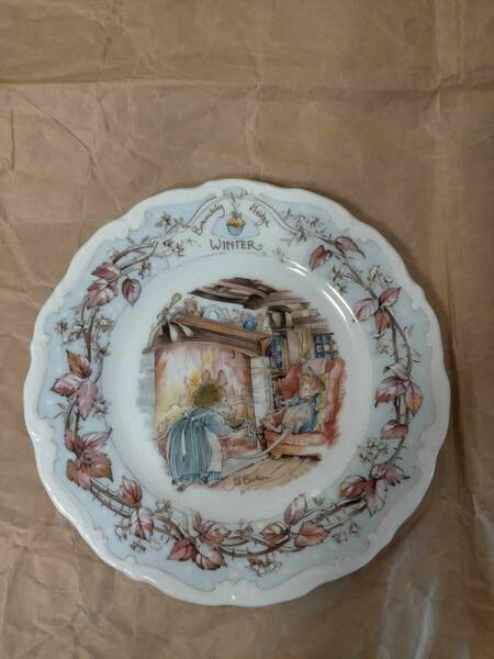 ロイヤルドルトン プレート ブランブリーヘッジ ウインター 皿 England Royal Doulton WINTER TEA PLATE BRAMBLY HEDGE Jill Barklem 1983