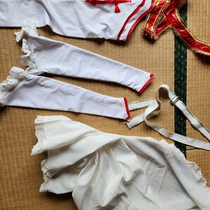 ソードアート・オンライン アスナ Mサイズ同等 一円スタートコスプレ衣裳 (汚れが落ちていません) ウィッグあり 白と赤にシルバーの画像8