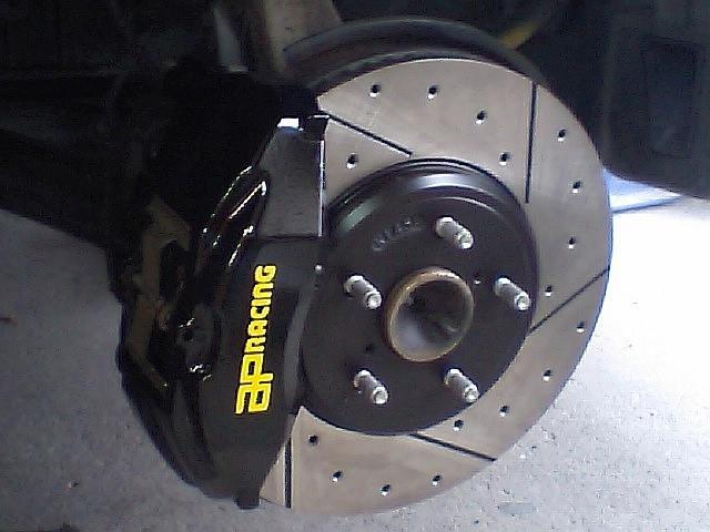 VOING DS4 W210 (セダン) E430 210070 4ポットキャリパー車 97/8~02/05 フロント スリット&ドリルド ブレーキローター VOING DS4 W210 (セダン) E430 210070 4ポットキャリパー車 97/8~02/05 フロント スリット&ドリルド ブレーキローター