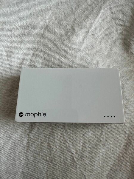 モバイルバッテリー モーフィー mophie