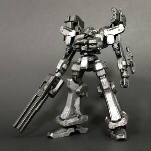 【完成品】 アーマードコア クレスト コトブキヤ / ARMORED CORE　KOTOBUKIYA