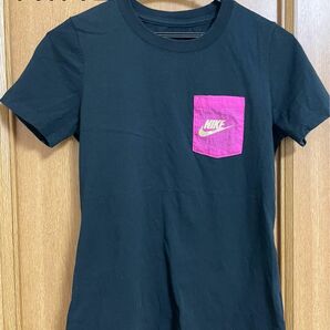 NIKE ナイキ Tシャツ 半袖 トップス　XS