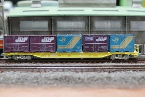 koki110-2+we The ring container 19D 18D other JR cargo freight train container . car takiwamDD EF 0526