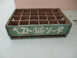  沖縄 アメリカ統治下1960-70年代　希少当時物　ベストソーダ　片面ダブルコーラ　24本用木製ラック