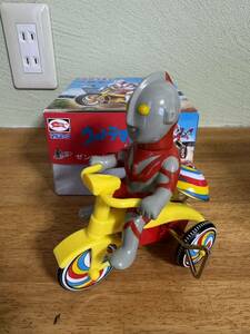 M1 number Ultraman tricycle sofvi maru sun bruma.k Bear model Godzilla Ultra Seven ma-mito jpy .