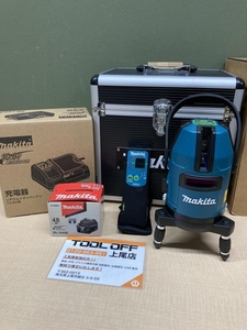 018★未使用品・即決価格★マキタ makita 充電式屋内・屋外兼用墨出し器 SK40GD ※バッテリ・充電器付き