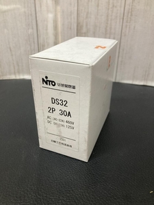 007◇未使用品・即決価格◇日東工業 切替開閉器 DS32 2P 30A 未開封品