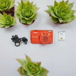 【Wifi装備♪] Nikon COOLPIX S6500 光学12倍ズーム Wi-Fi対応 S6500OR ♪状態の良い商品をお探しの方は必見！動作確認済みの安心商品♪ ★