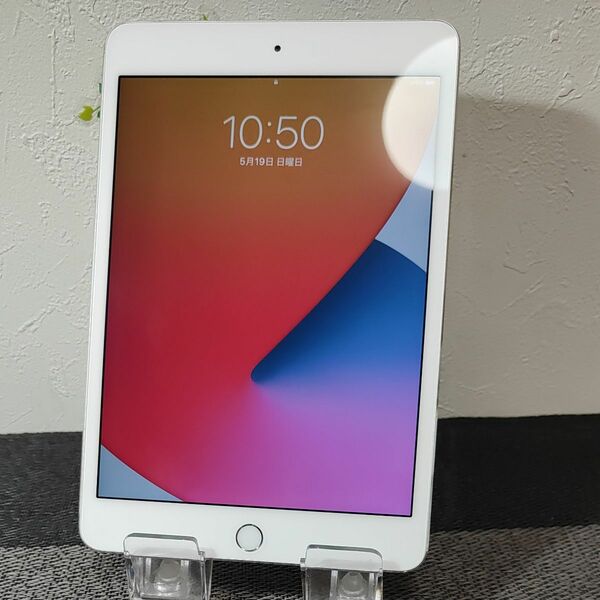 【ジャンク品】iPad mini4 16GB Wi-Fi シルバー