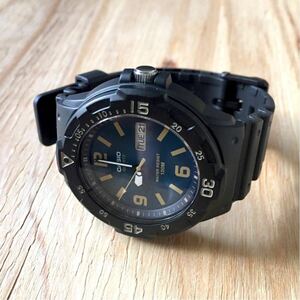  как новый BEAMS CASIO Divers watch Beams Casio Divers часы наручные часы 10 атмосферное давление водонепроницаемый вращение оправа тип аккумулятора кварц аналог часы 