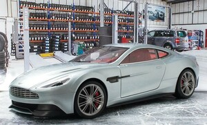 Auto Art 1/18 2015 Aston Martin vanquish S 2 поколения серебряный Aston Martin Vanquish Junk снятие деталей 70248 бесплатная доставка 